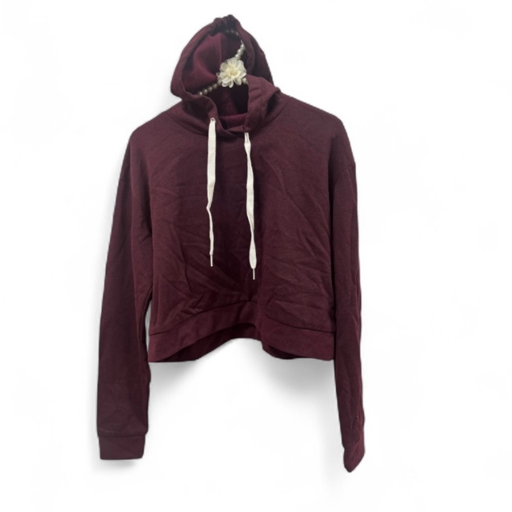 H&M Divided Hoodie Size Medium Cropped Sweater Drawstring Crop Maroon Burgundy